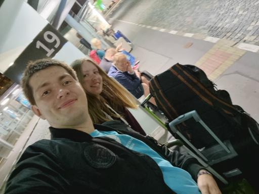 Čekáme na bus na Florenci